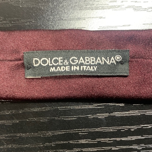 Dolce & Gabbana Burgundy Silk Tie Made in Italy Solid Textured Designer Necktie - Picture 3 of 6